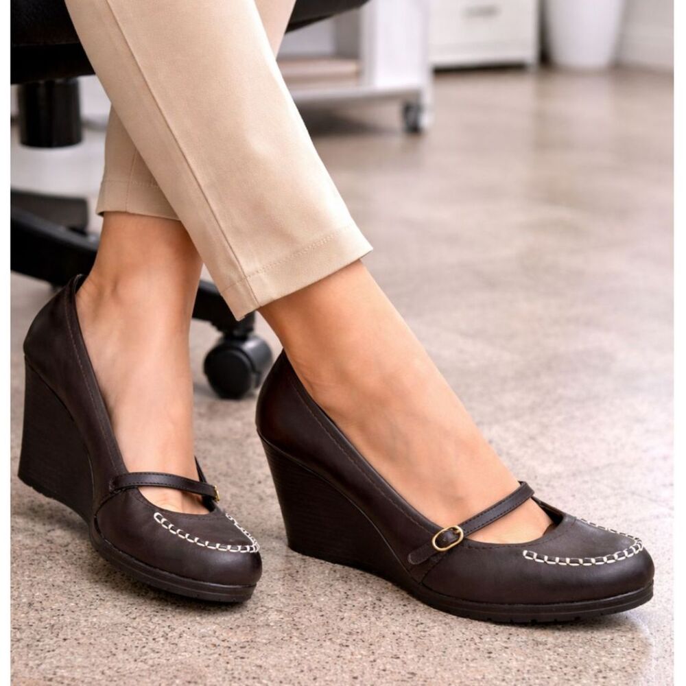 Chaps Womens Mena Wedge Size 10 B Mary Jane Chocolate Brown Faux Leather Shoes